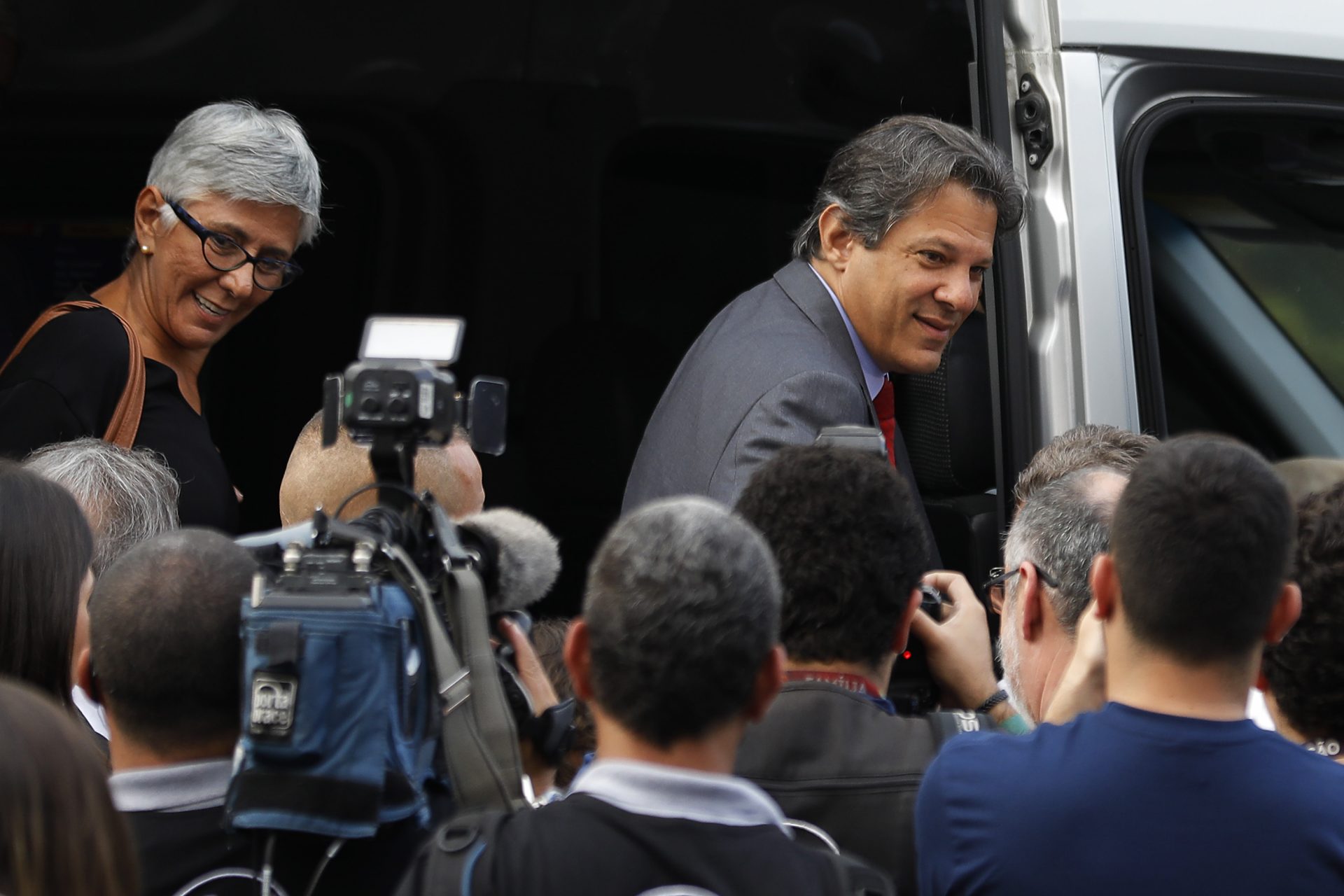 Presidenciável Fernando Haddad (PT) e consultora de comunicação Olga Curado