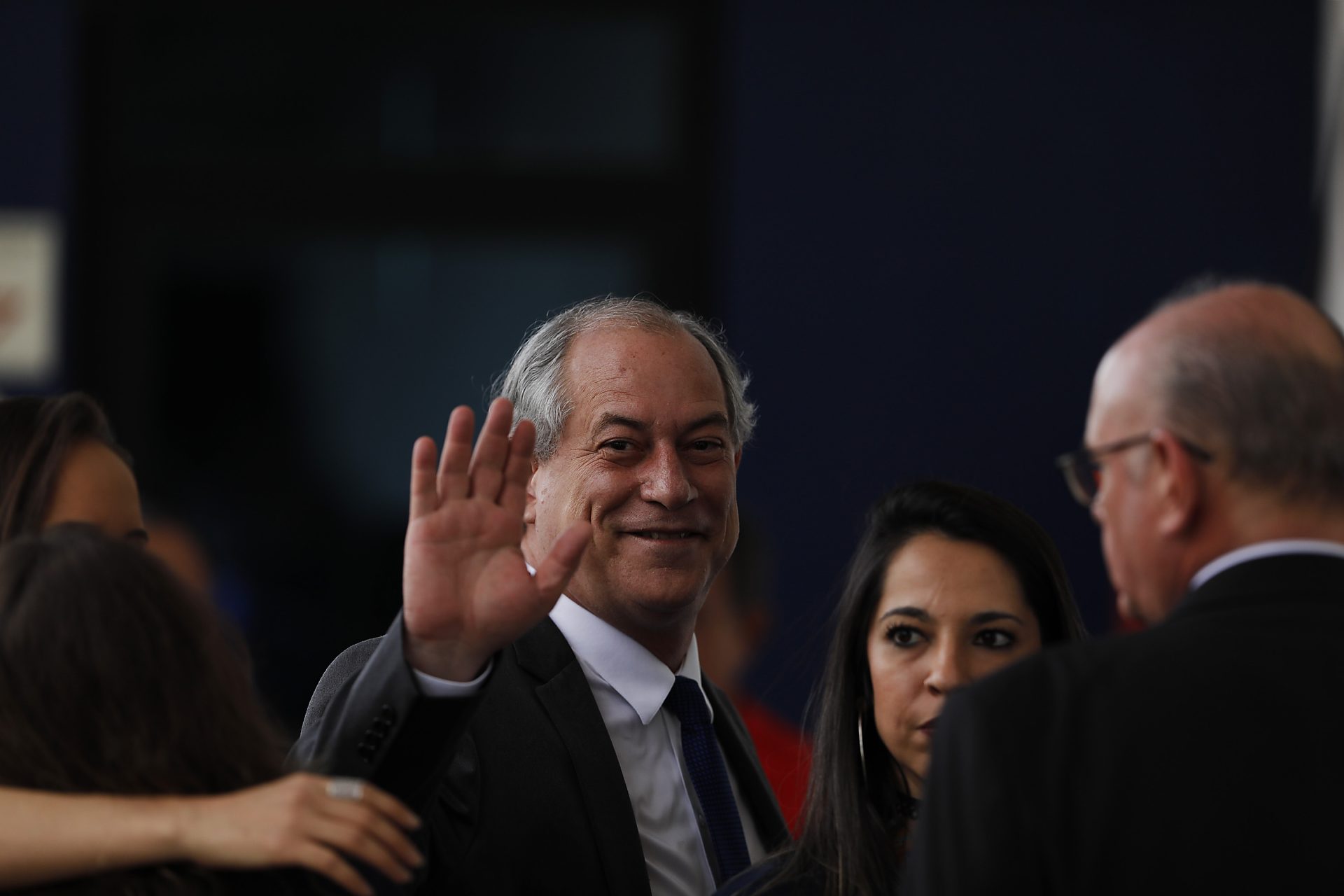 Ciro Gomes chega ao debate presidencial no SBT