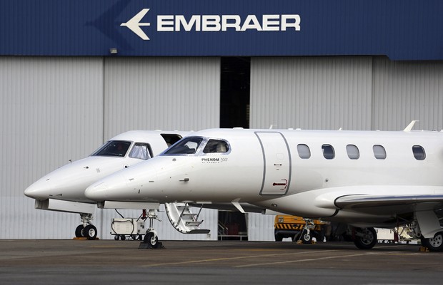 aviões Embraer