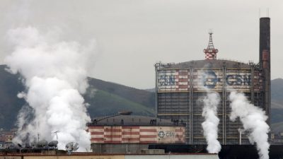 Instalações da Companhia Siderúrgica Nacional (CSN) na cidade de Volta Redonda