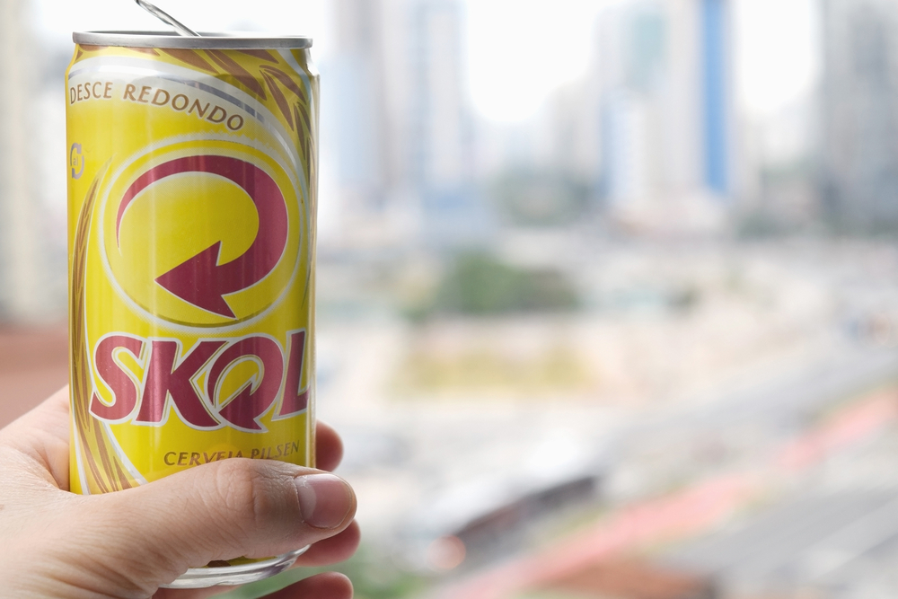 Lata de cerveja da Skol, da Ambev (ABEV3)