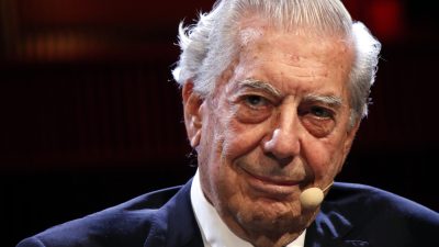 mario-vargas-llosa