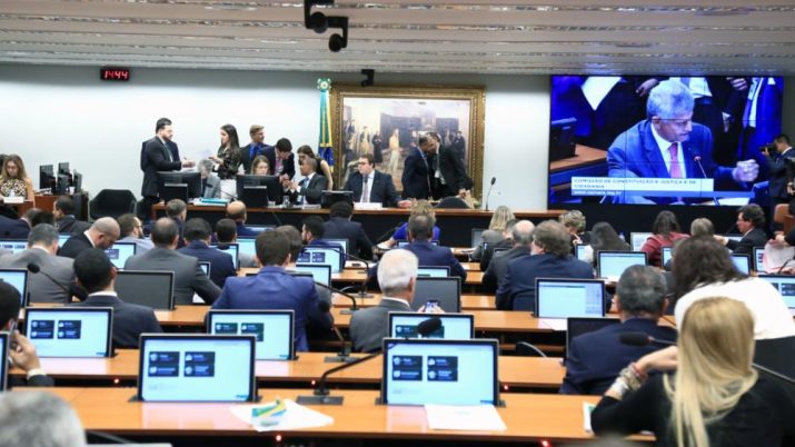 Reunião da Comissão de Constituição e Justiça da Câmara dos Deputados