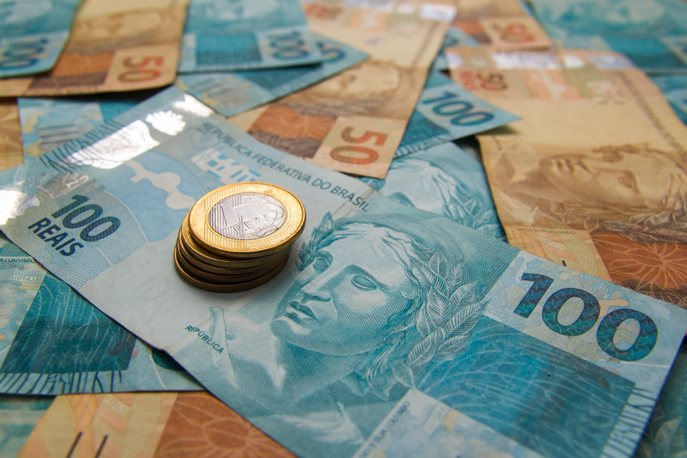 Dinheiro; notas e moedas de real