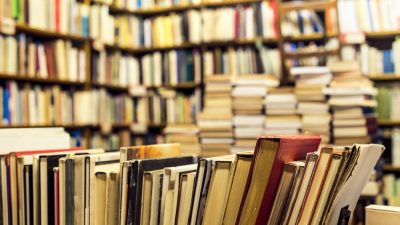 Livros em livraria