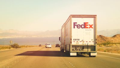 FedEx cancela entregas com a Amazon
