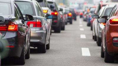 Veículos carros trânsito
