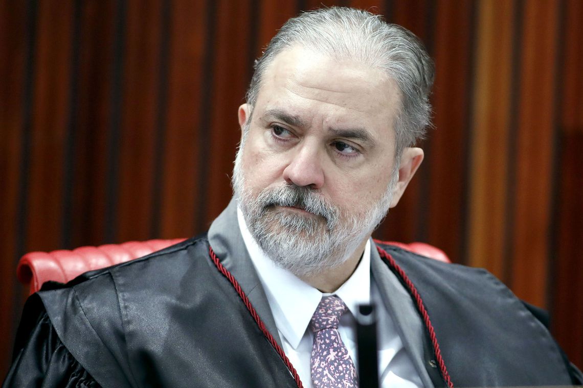 Augusto Aras durante sessão plenária do TSE, em abril de 2019.