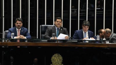 Plenário do Senado com o presidente Davi Alcolumbre