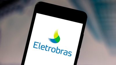 Celular com logo da Eletrobras