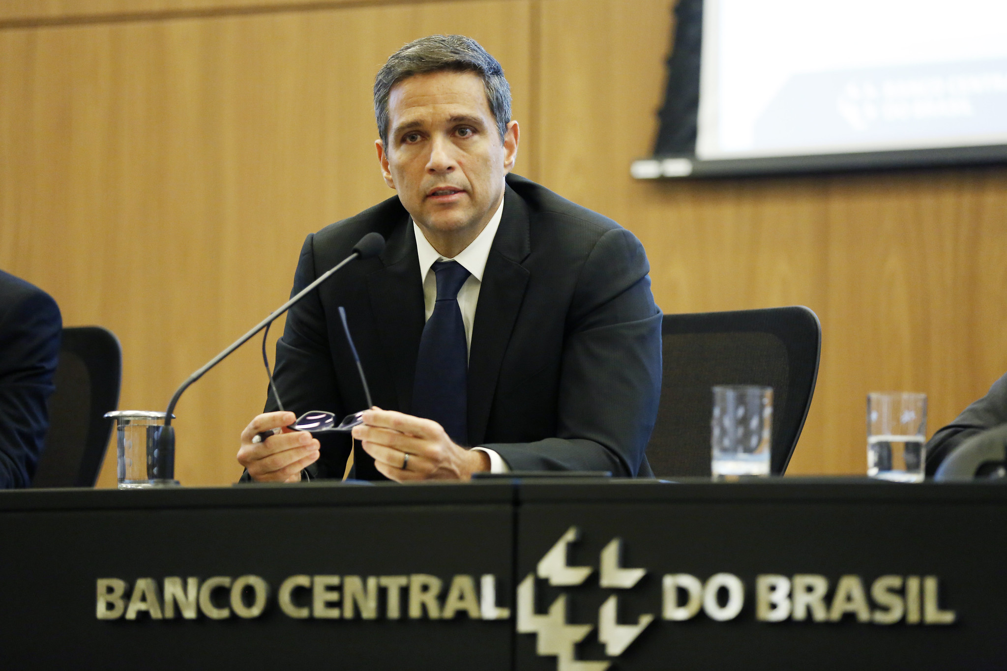 Roberto Campos Neto fala em coletiva do Relatório Trimestral de Inflação