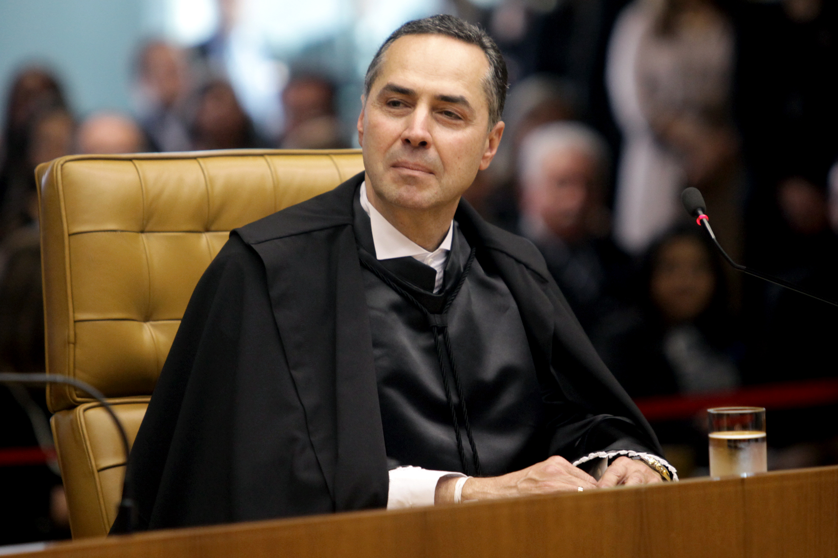 Luís Roberto Barroso em posse como ministro do Supremo Tribunal Federal