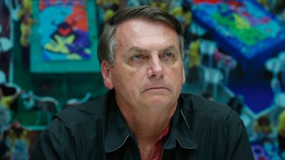 Presidente da República Jair Bolsonaro acompanhado da Primeira-Dama Michelle Bolsonaro, visitam o Estúdio do artista Romero Britto.