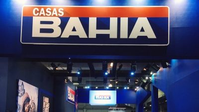 Fachada da Casas Bahia, marca da Via (VIIA3)