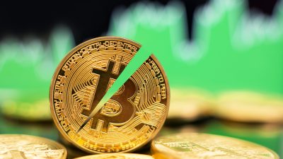 Bitcoin,Halving.,Block,Reward,Gets,Cut,In,Half,Every,Four