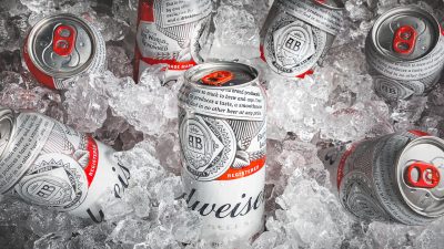 Budweiser, cerveja do portfólio da Ambev