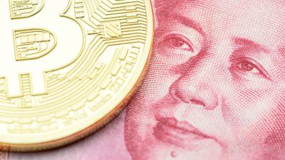Cryptocurrency,And,Bitcoin,Or,Digital,Payment,Concept,:,Gold,Coin