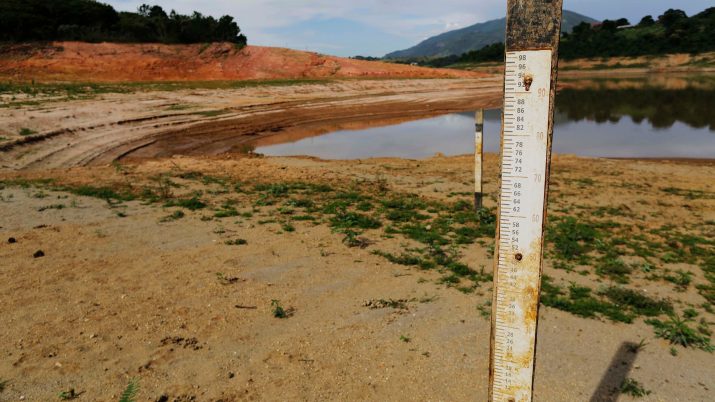 Represa com baixa capacidade