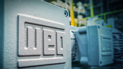 Fábrica com objeto com logo da WEG (WEGE3)