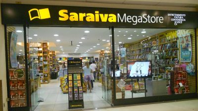 Fachada de unidade da Saraiva (SLED3) no Botafogo Praia Shopping (RJ)