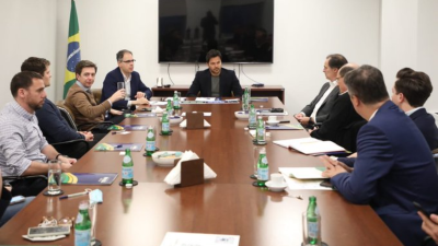 Fábio Faria em reunião com investidores internacionais