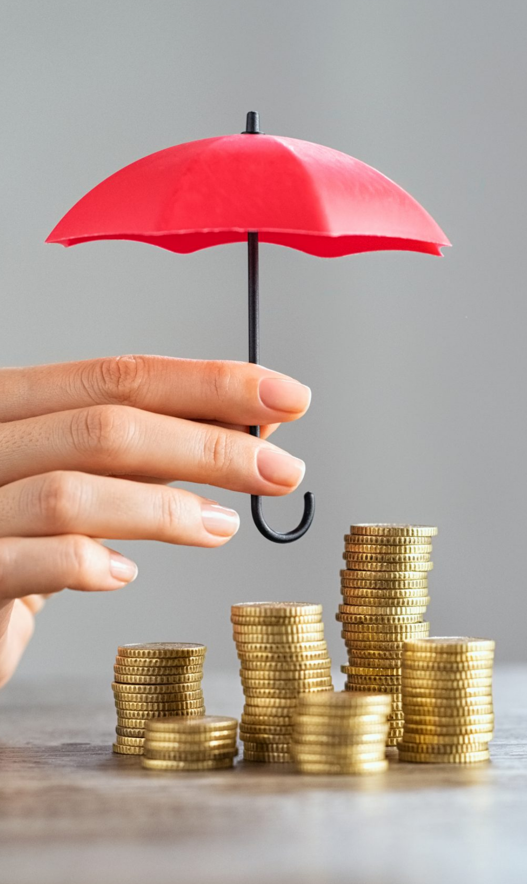 Guarda-chuva protege moedas