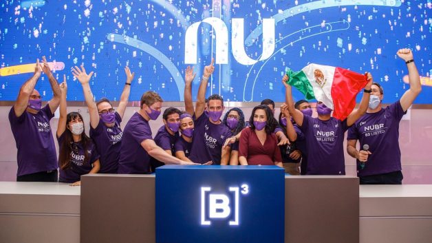 Fundadores do Nubank na cerimônia de início das negociações na B3