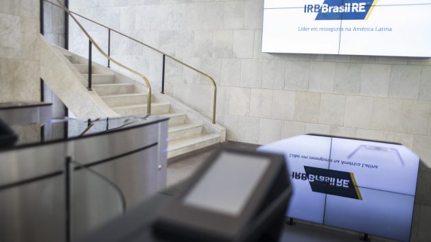 Prédio IRB Brasil RE