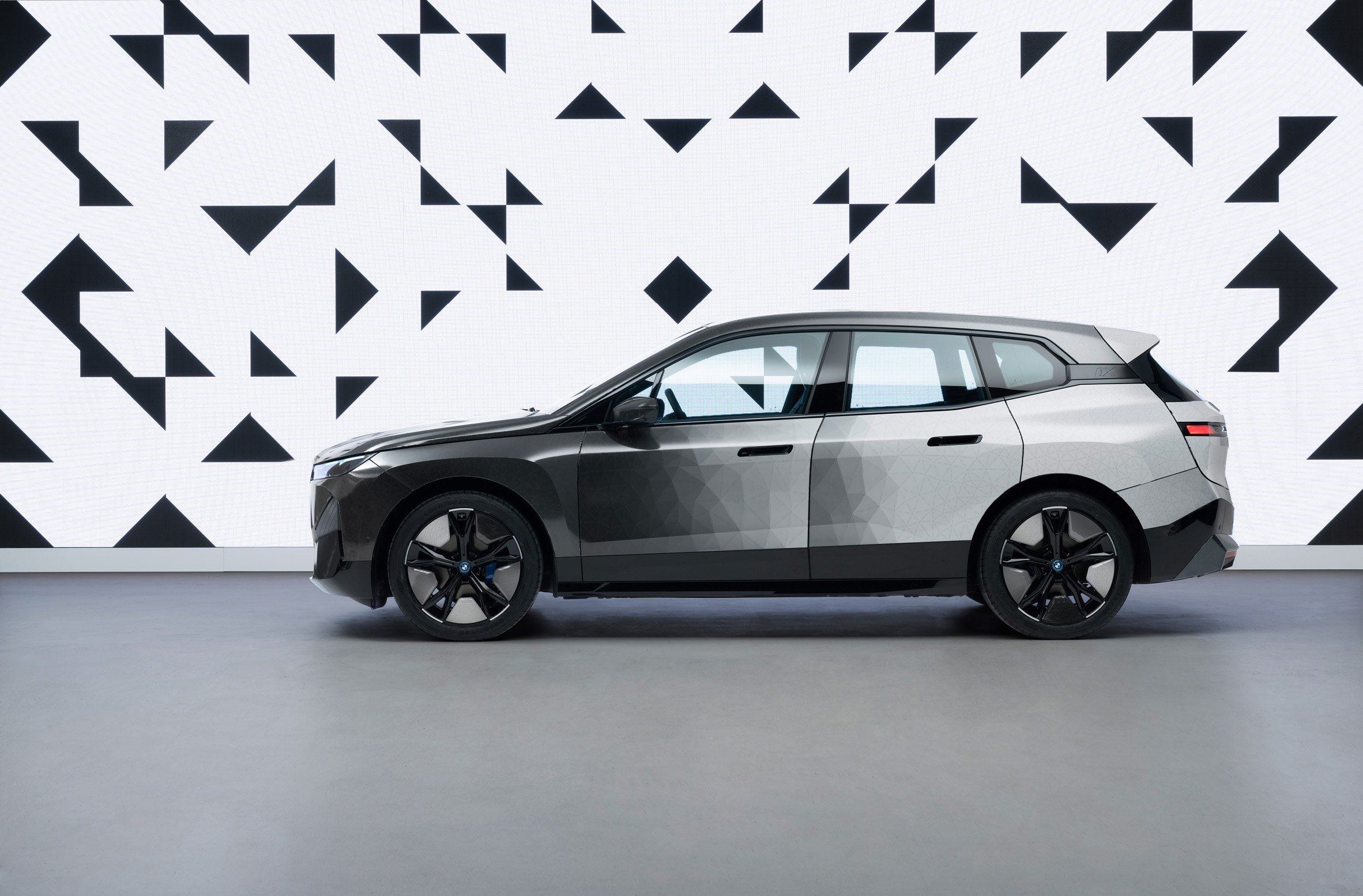 BMW muda de cor