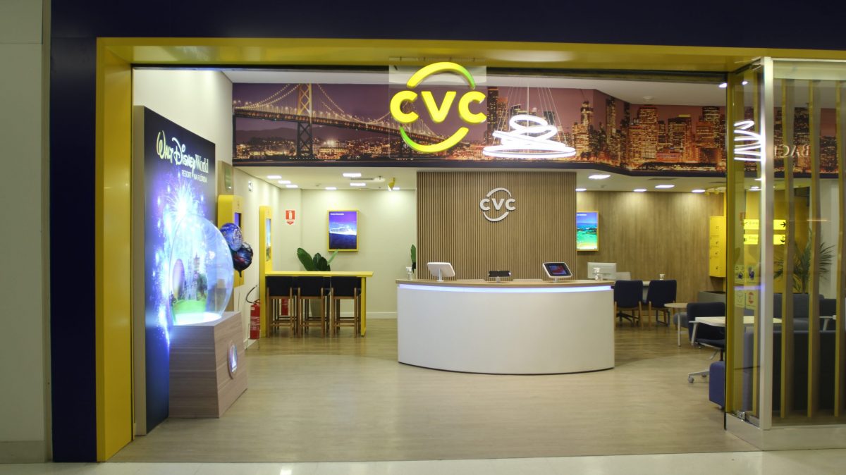 Fachada da loja CVC Corp