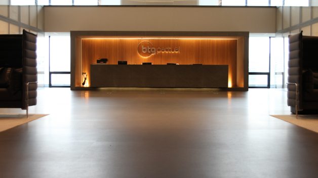 Recepção do escritório do BTG Pactual