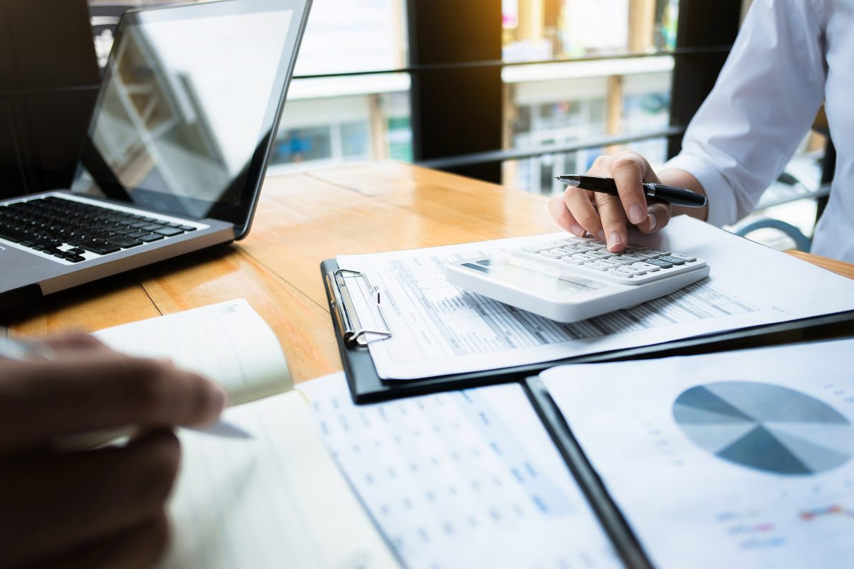 conseguir dinheiro para o seu negócio; empresas