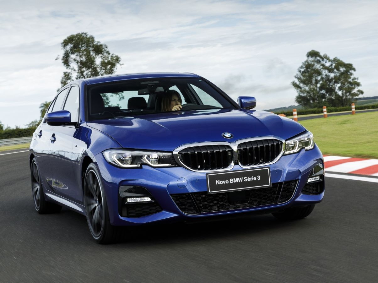 bmw-3-series-2021-foto-BMW-min