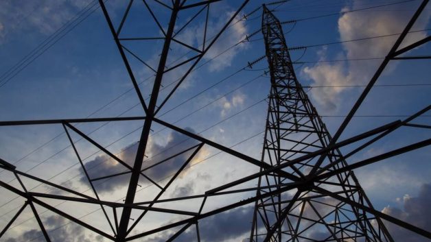 Torres de transmissão de energia auren aure3 taesa taee11 dividendos setor elétrico