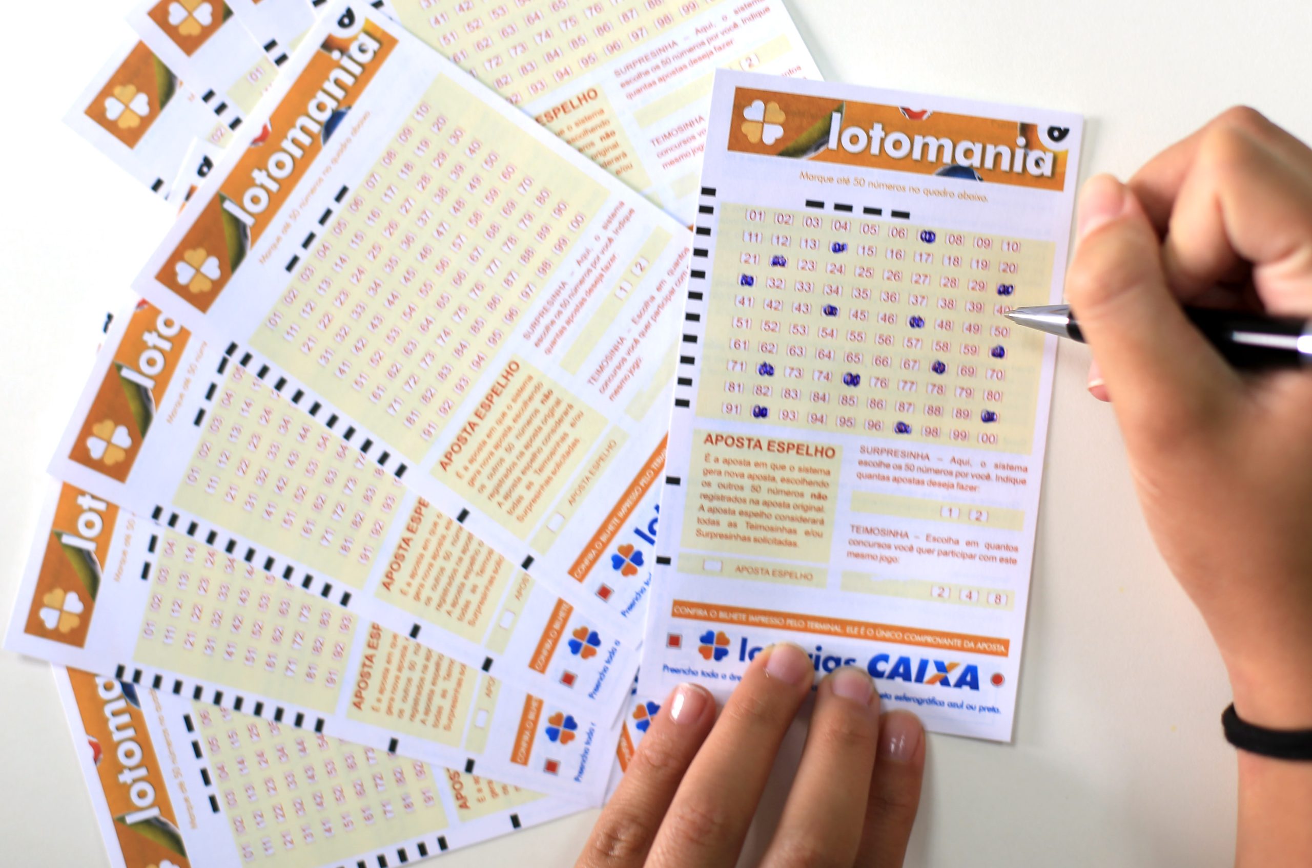 Bilhetes de loterias Lotomania