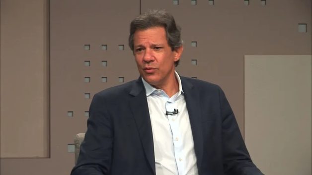 Fernando Haddad dá entrevista à GloboNews