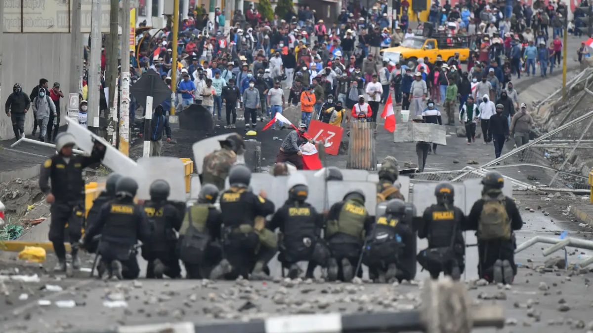 protestos no peru