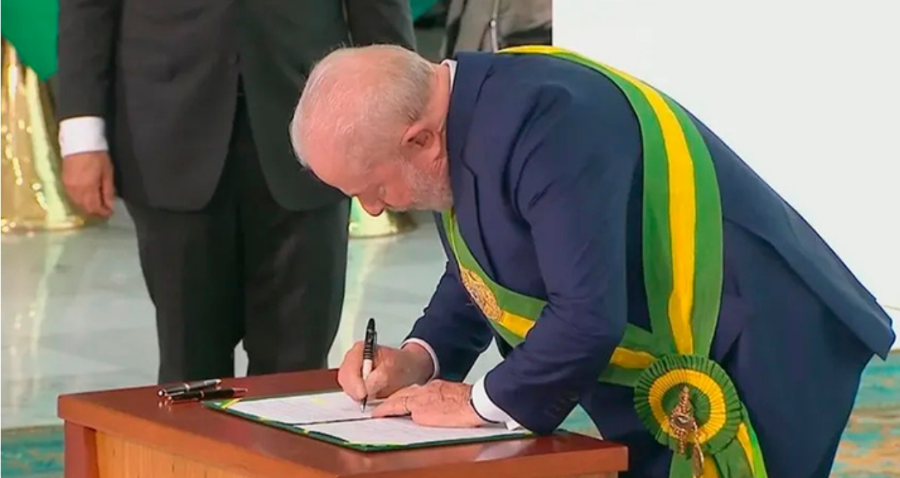 Lula salário mínimo