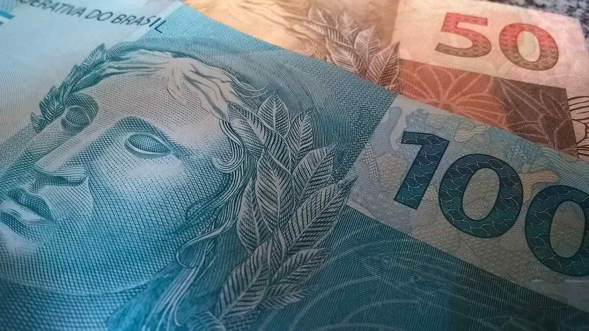 money-gbd9dcecb8_1280 (1)
