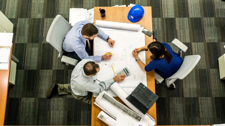 Mercado de trabalho; emprego; carreiras; executivo; alto escalão