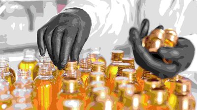 Funcionário em linha de produção da indústria de perfume