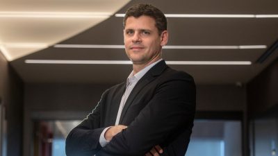 Bruno Funchal, CEO da Bradesco Asset, fala sobre apostas da gestora para bolsa brasileira, dólar e juros.