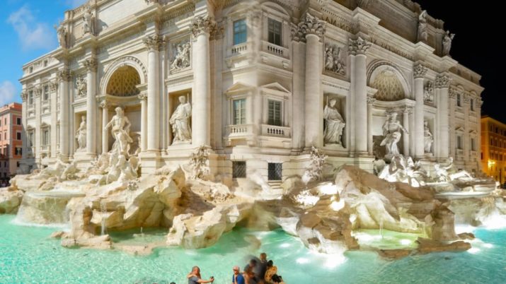 Fontana di Trevi, dia e noite