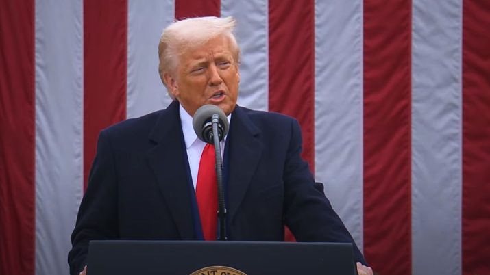Donals Trump no que ele chama de Dia da Libertação