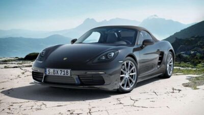 Porsche 718 Cayman 2023