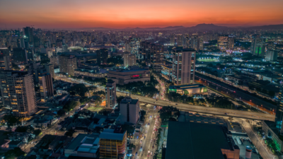 Vista noturna do bairro da Barra Funda, em São Paulo