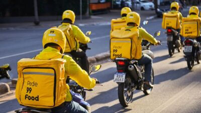 Entregadores da 99 Food, delivery da 99 no Brasil.