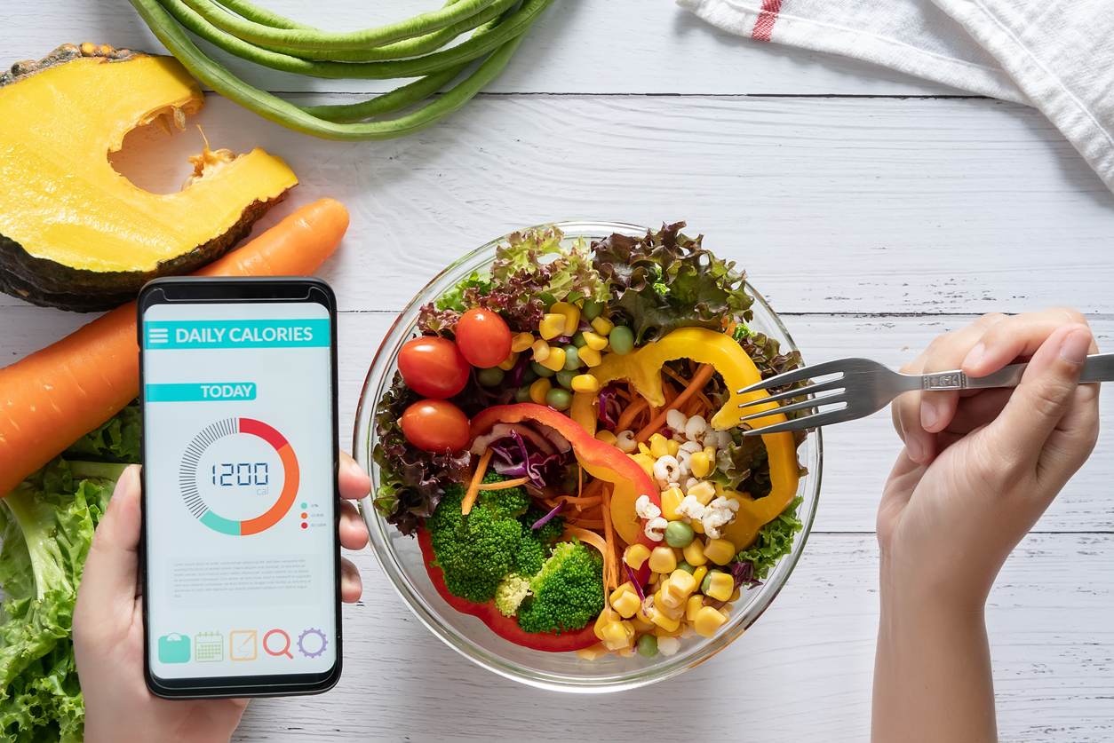 Apps de contagem de calorias devem ser utilizados como auxiliares no processo de melhora de hábitos alimentares, mas nunca como uma verdade única