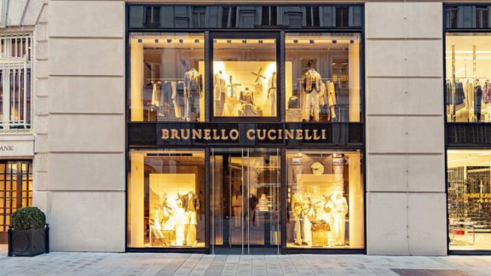Segundo o próprio Brunello Cucinelli, o primeiro semestre de 2025 apresentou excelentes resultados