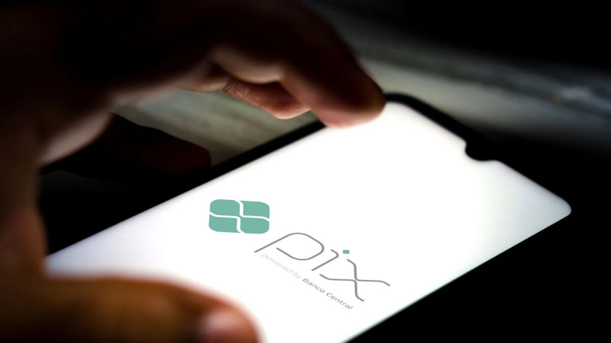Pix revoluciona pagos y Axia transforma su estructura accionaria